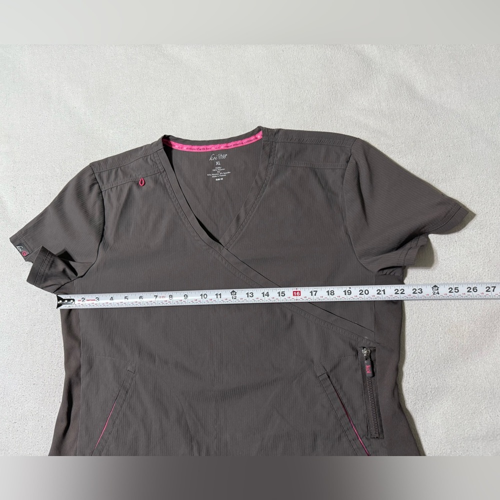 Brown Short Sleeve Women's Scrub Top - Picture 3 of 8